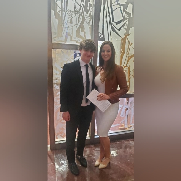 White Guess Sweater dress with sleeves - Picture 5 of 5